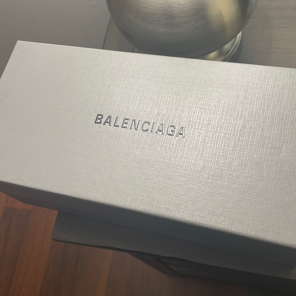 balenciaga box